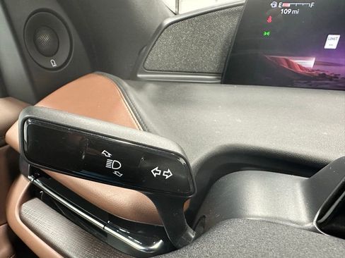 Used 2025 Lincoln Navigator L Reserve image 21