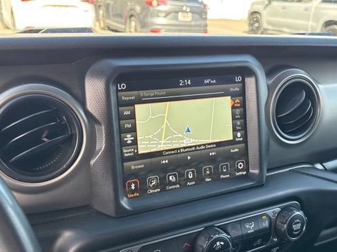 Used 2022 Jeep Wrangler Unlimited Sport w/ Sun And Sound Package image 19