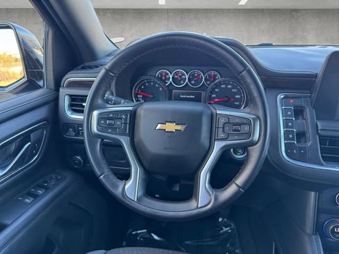 Used 2023 Chevrolet Suburban LS image 21
