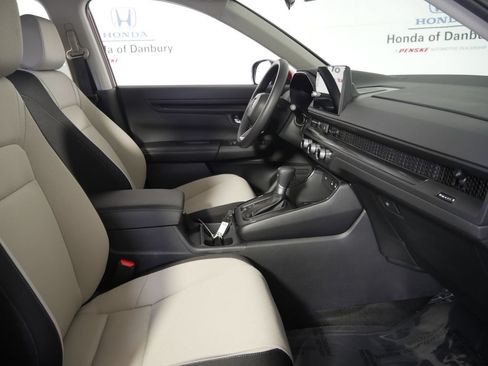 Certified 2026 Honda CR-V EX image 6