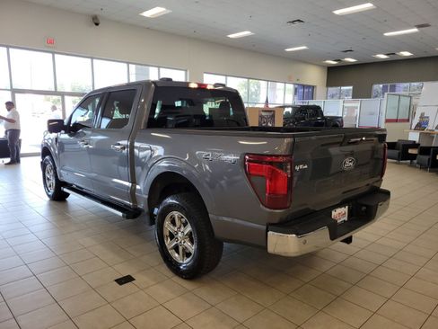 Used 2024 Ford F150 XLT w/ Mobile Office Package image 5
