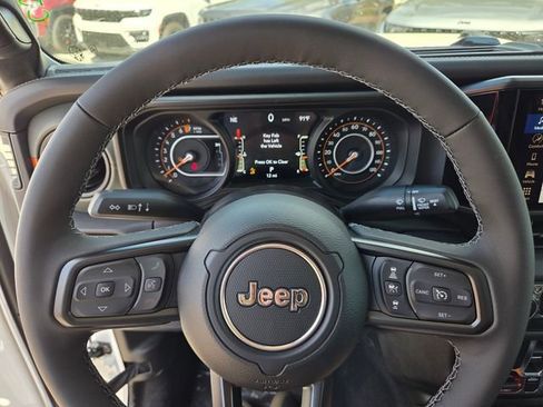 New 2026 Jeep Gladiator Mojave image 30