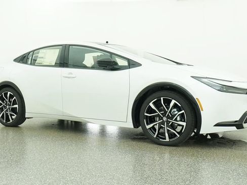 New 2027 Toyota Prius Plug-In Hybrid w/ Limited Premium Package FWD image 28