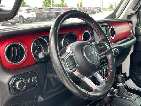 Used 2021 Jeep Gladiator Rubicon AWD/4WD image 9