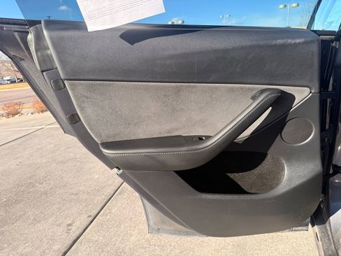 Used 2023 Tesla Model Y Performance image 20