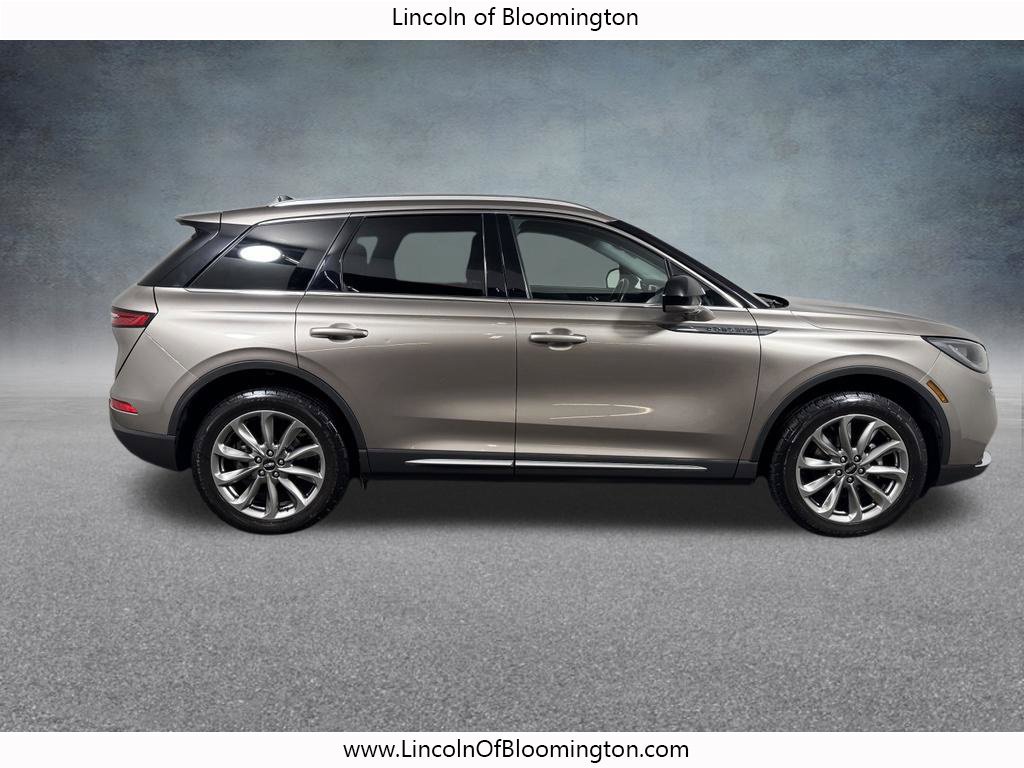 Certified 2021 Lincoln Corsair AWD w/ Premium Package image 8