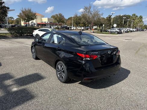 Certified 2023 Nissan Versa SV image 7