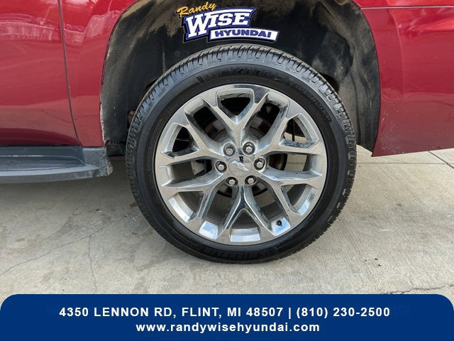Used 2020 Chevrolet Suburban LT AWD/4WD image 35