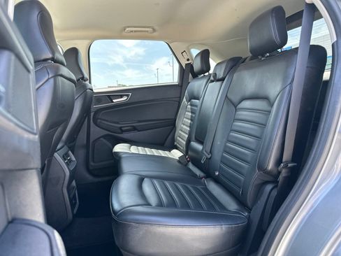 Used 2024 Ford Edge SEL AWD/4WD image 10