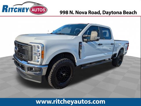 Used 2023 Ford F250 XL w/ 360-Degree Camera Package image 1