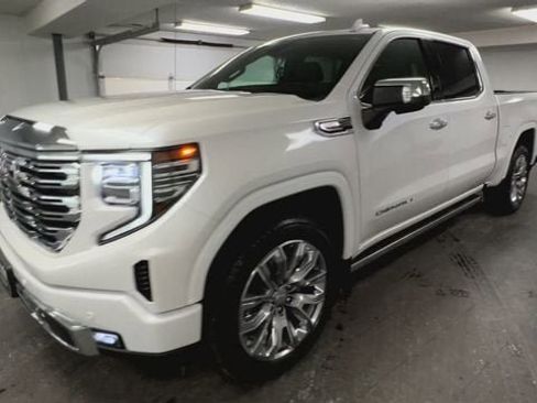 Certified 2025 GMC Sierra 1500 Denali w/ Denali Reserve Package image 4