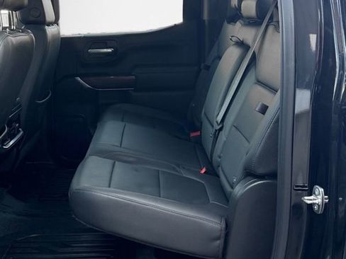 Used 2022 GMC Sierra 1500 SLT w/ SLT Premium Plus Package AWD/4WD image 12