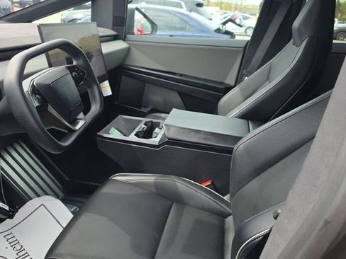 Used 2025 Tesla Cybertruck Cyberbeast AWD/4WD image 3