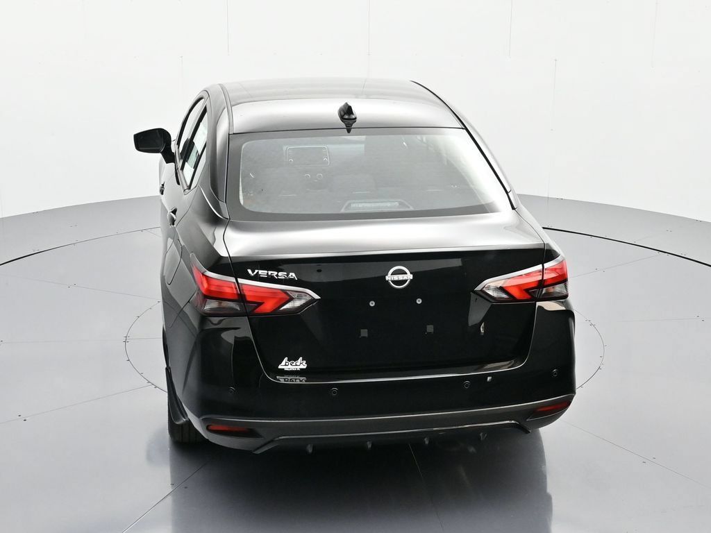 New 2025 Nissan Versa SV w/ Trunk Package FWD image 32