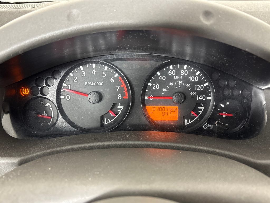 Used 2013 Nissan Frontier SV w/ SV Value Truck Pkg RWD image 21