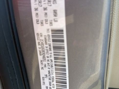 Used 2014 Dodge Grand Caravan SE FWD image 17