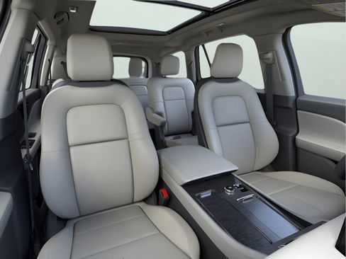 New 2026 Lincoln Aviator 2WD image 10