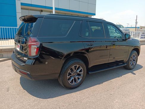 Used 2021 Chevrolet Tahoe Z71 w/ Z71 Signature Package AWD/4WD image 5