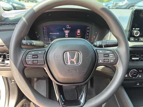 Used 2024 Honda Accord EX image 19