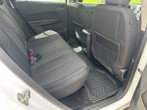 Used 2017 Chevrolet Equinox LS AWD/4WD image 12