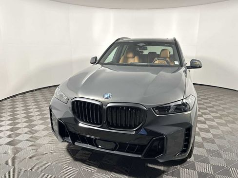 New 2026 BMW X5 xDrive50e w/ M Sport Package image 7