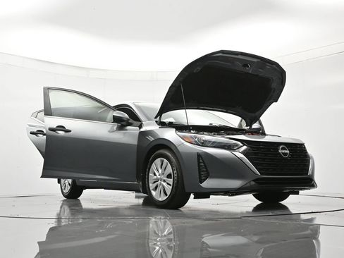 Used 2024 Nissan Sentra S image 48