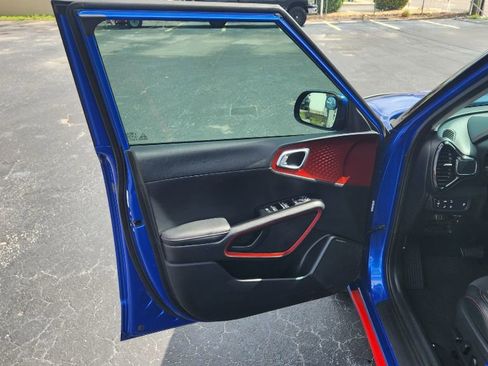 Used 2020 Kia Soul GT-Line Turbo FWD image 10