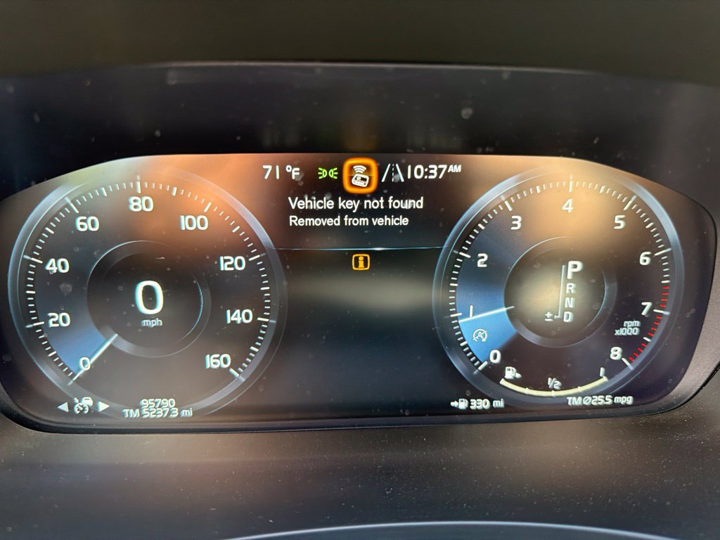 Used 2018 Volvo S90 T6 Inscription w/ Convenience Package AWD/4WD image 15