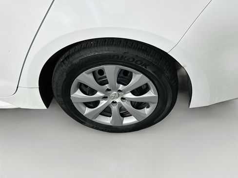 Used 2023 Toyota Corolla LE w/ Carpet Mat Package (TMS) image 11