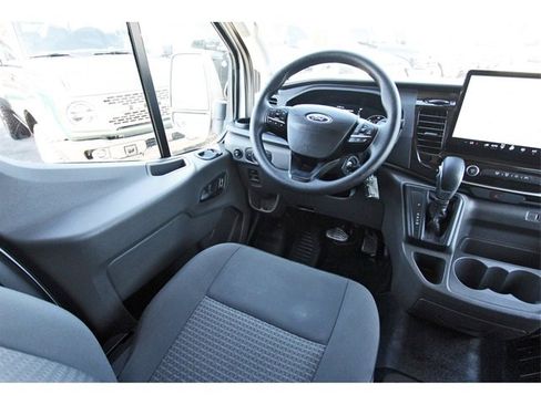 Used 2024 Ford Transit 350 XLT image 7