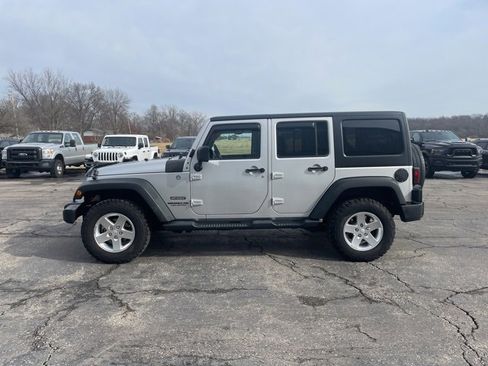Used 2012 Jeep Wrangler Unlimited Sport image 10