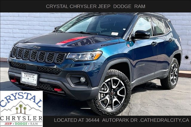 New 2026 Jeep Compass Trailhawk w/ Sun, Sound & Navigation Group AWD/4WD image 1