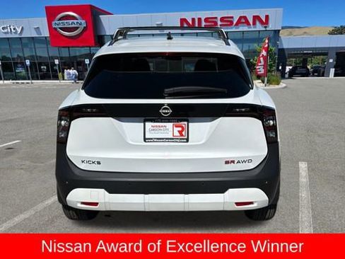 New 2026 Nissan Kicks SR w/ Cold Weather Package image 4