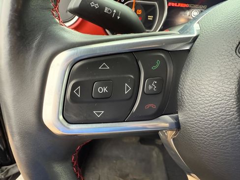 Certified 2023 Jeep Gladiator Rubicon w/ Cold Weather Group image 20