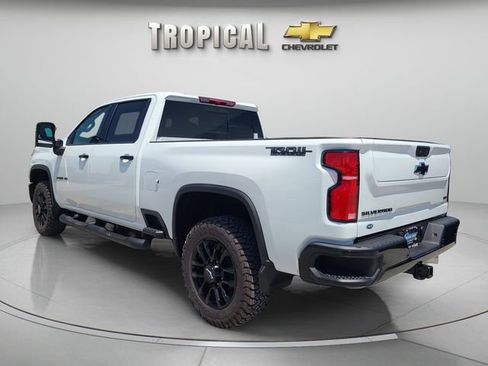 New 2026 Chevrolet Silverado 2500 LTZ w/ LTZ Plus Package AWD/4WD image 3