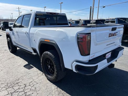Used 2024 GMC Sierra 2500 AT4 w/ AT4 Premium Plus Package image 7