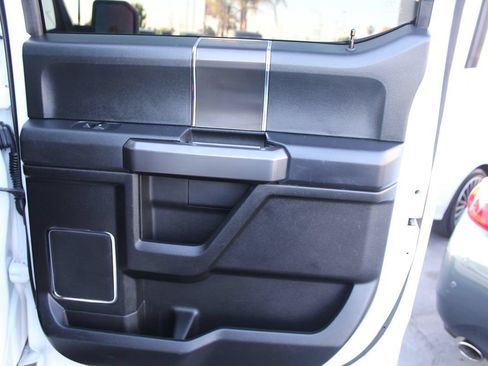 Used 2018 Ford F150 Lariat w/ Equipment Group 502A Luxury AWD/4WD image 34