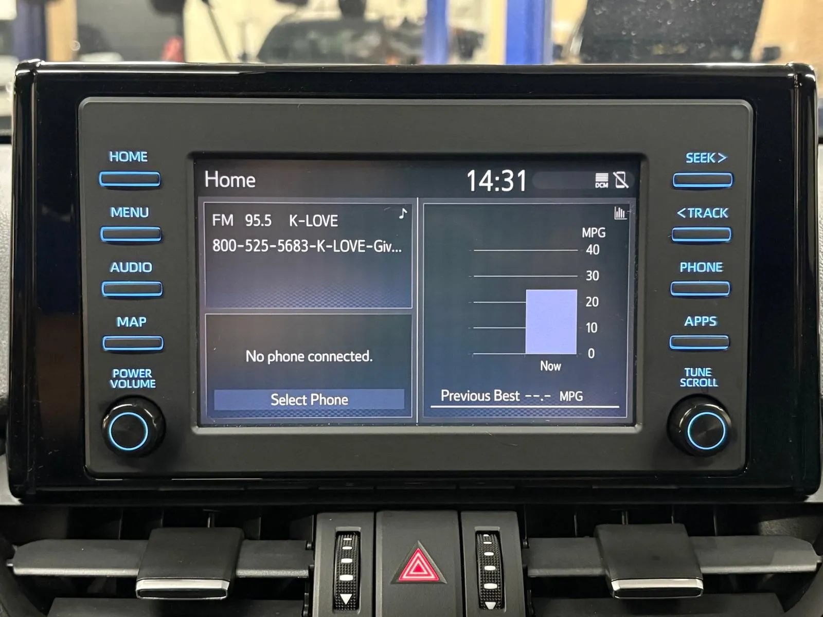 Used 2019 Toyota RAV4 XLE Premium w/ Cold Weather Package AWD/4WD image 37