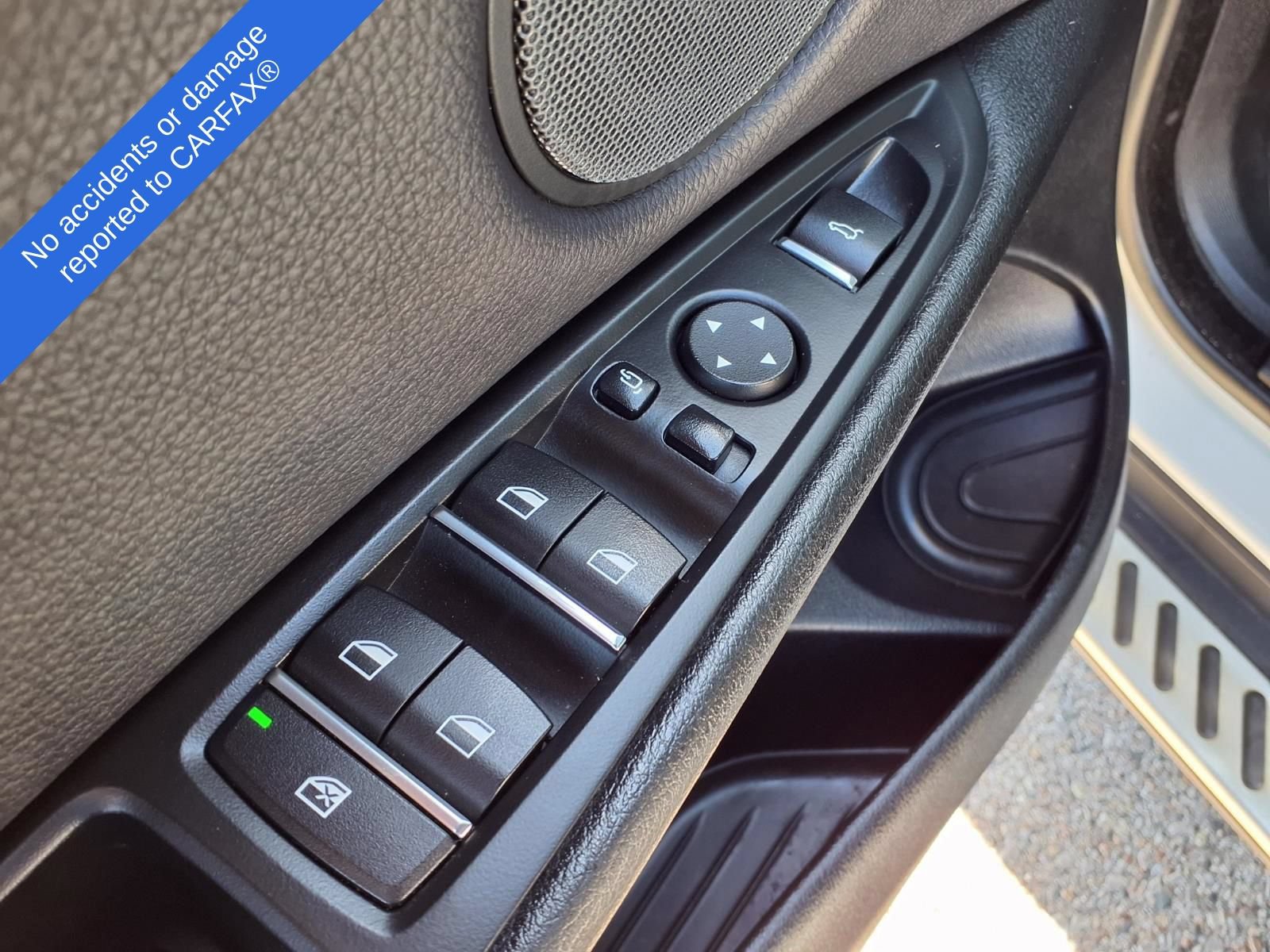 Used 2018 BMW X5 xDrive50i AWD/4WD image 17