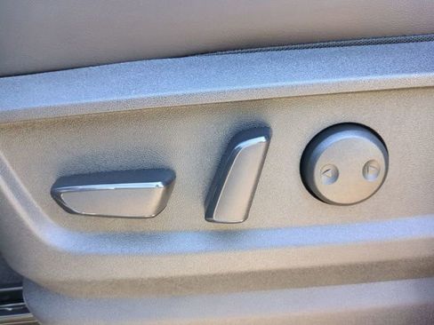 New 2026 Nissan Armada SL image 18