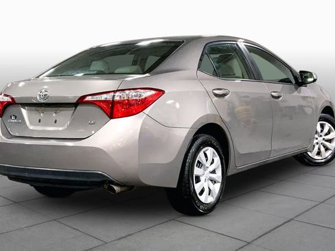 Used 2015 Toyota Corolla LE FWD image 13