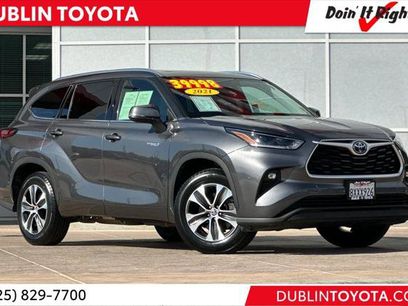 Certified 2021 Toyota Highlander XLE