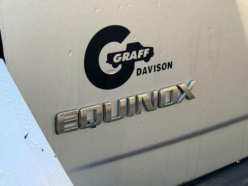 Used 2017 Chevrolet Equinox LT w/ Convenience Package image 28