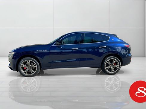 Used 2021 Maserati Levante image 3