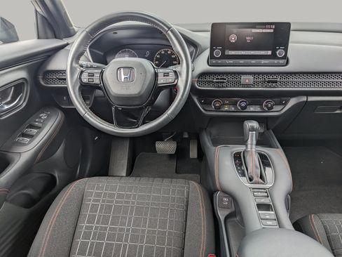 Used 2024 Honda HR-V Sport image 13