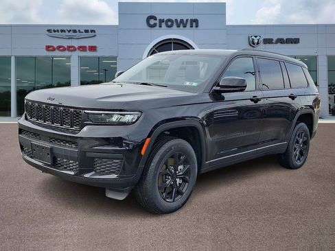 New 2025 Jeep Grand Cherokee L Altitude AWD/4WD image 2