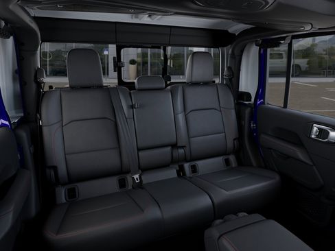 New 2026 Jeep Gladiator Rubicon w/ Steel Power Dome Hood Package AWD/4WD image 31