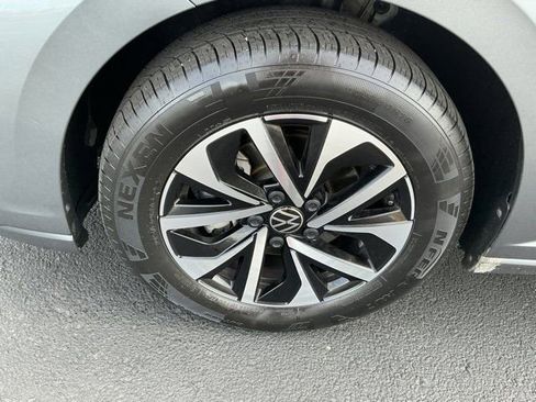 Used 2025 Volkswagen Jetta S image 9