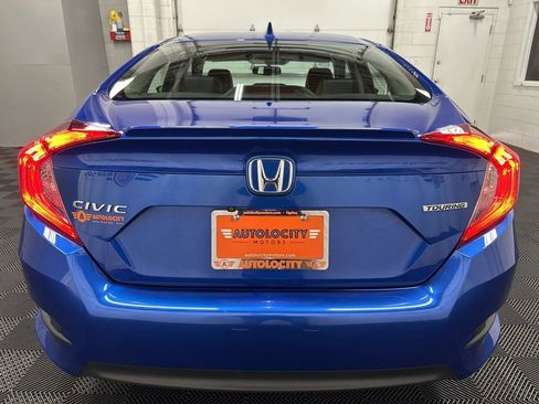 Used 2017 Honda Civic Touring image 9