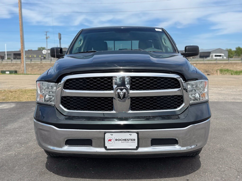 Used 2017 RAM 1500 Classic SLT AWD/4WD image 32
